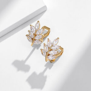 A01-12/Stylish designer stud earrings