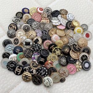 C06-02/Chanel-Style Chic Elegant Buttons for Trench Coat, Suit, Overcoat, Woolen & Knitted Jackets - Versatile High-End Buttons, 6 Pieces per Pack