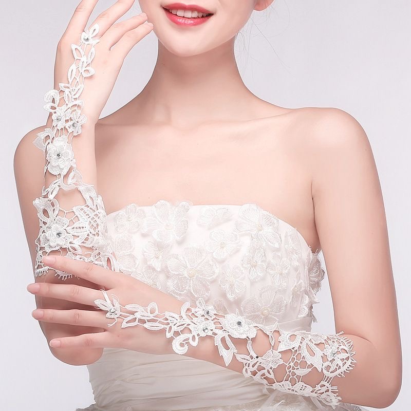 B05.2-04/Bridal White Water-Soluble Lace Long Finger-Hook Formal Gloves
