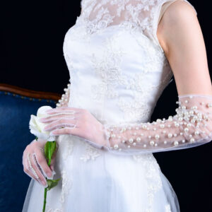B05.2-03/Bridal White Long Handmade Pearl-embellished Sheer Gloves for Wedding Photography and Travel Shooting