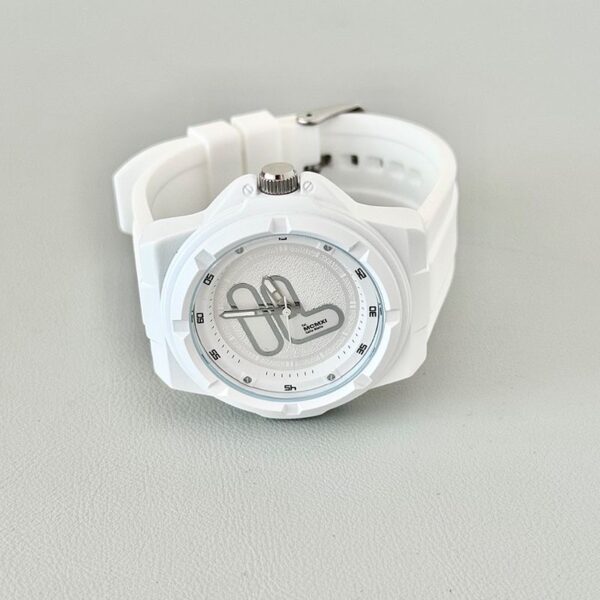 A07-08/Monochrome Sport Watch with Luminous Dial and Silicone Strap