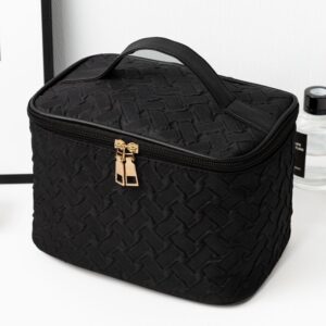 A09.6-01/Embossed Cosmetic Bag Large Capacity Travel Toiletry Storage Handbag 21×14×14cm - Image 2