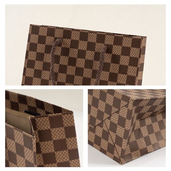 A09.14-01/Vintage Plaid Kraft Paper Gift Bags Retro Portable Gifting Packaging Bags